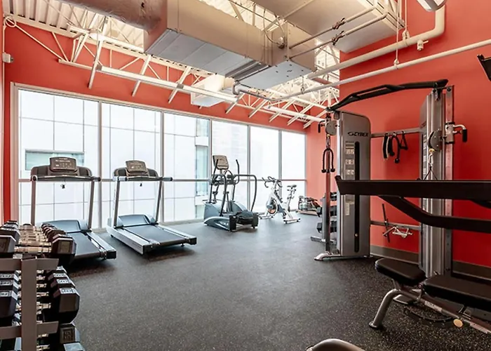 Hébergement de vacances Downtown Penthouse - Mich Ave 2bd Gym And Views #12 *